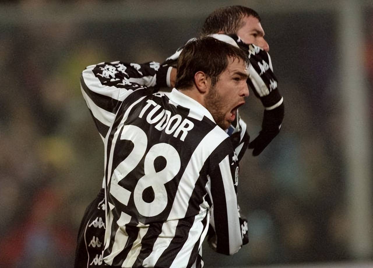 开云-包含尤文图斯新援表现抢眼，球队冲劲十足，战绩斐然的词条